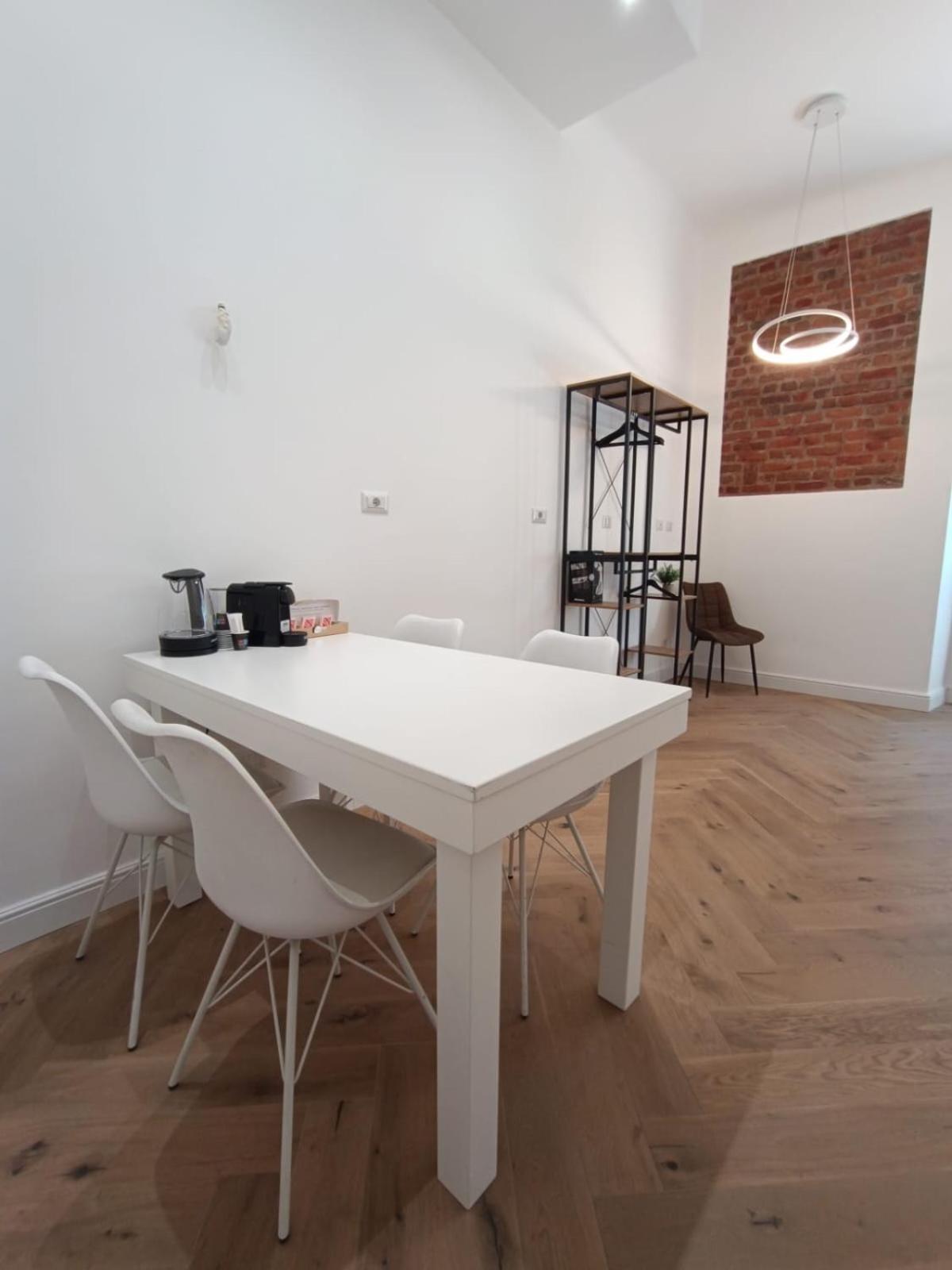 Be-C0 Centrale New Double Suite มิลาน ภายนอก รูปภาพ